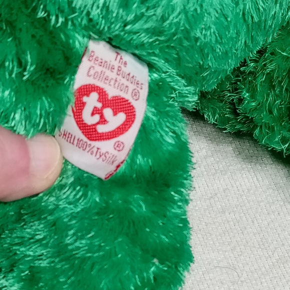 TY Beanie Buddy: 2002 Holiday Teddy the Beanie Baby - Picture 4 of 13